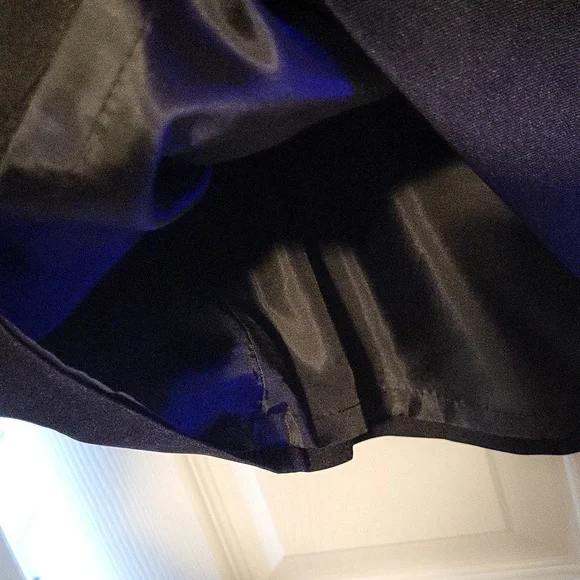 Isabella Jacket And Skirt Suit - Picture 6 of 6